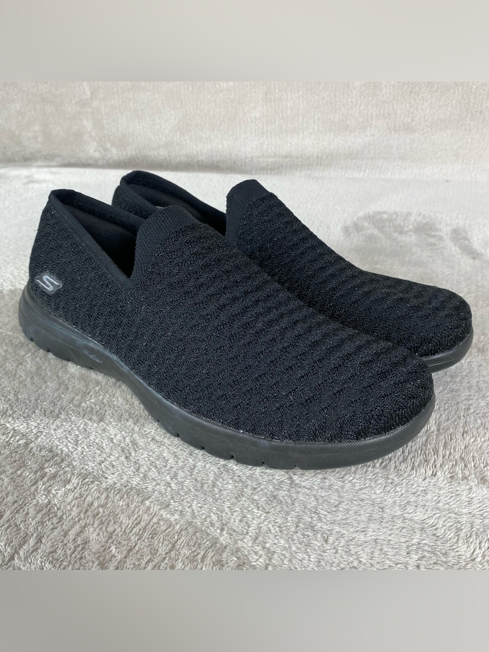Skechers On The Go Flex Walk Shoes Womens Size 9 Black Knit Slip On Walking NEW